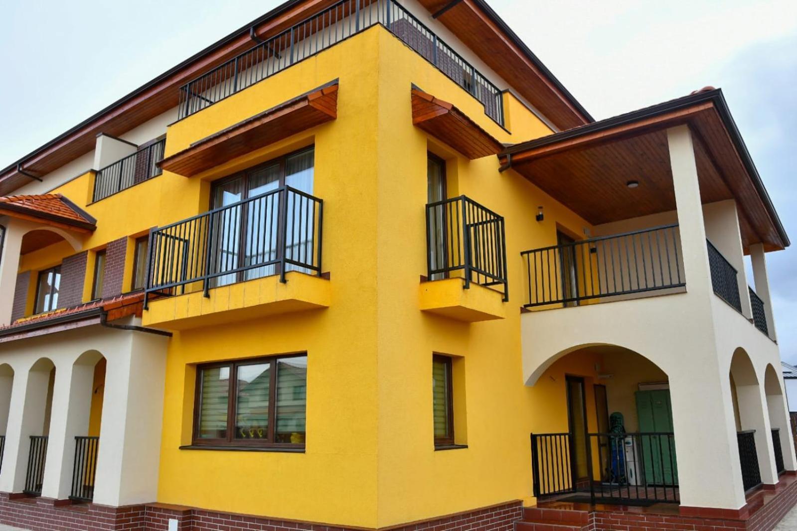 Apartament Eva *